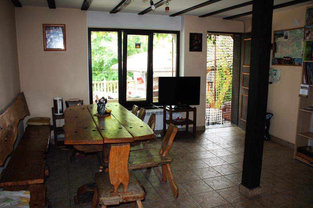 Hikers Hostel Велико-Тырново Экстерьер фото