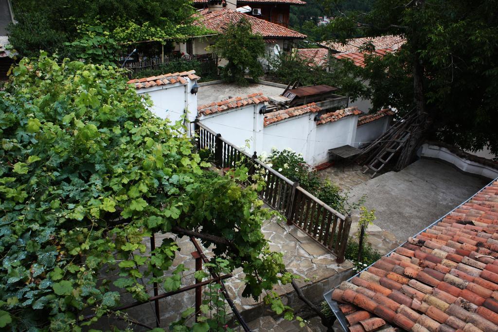 Hikers Hostel Велико-Тырново Экстерьер фото